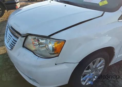 2014 Chrysler Town & Country Touring from USA, damaged, VIN 2C4RC1BG7ER157603